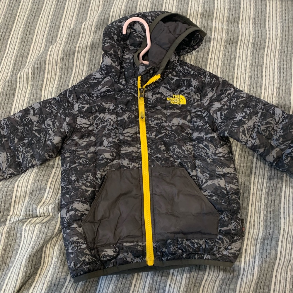 Boys northface coat